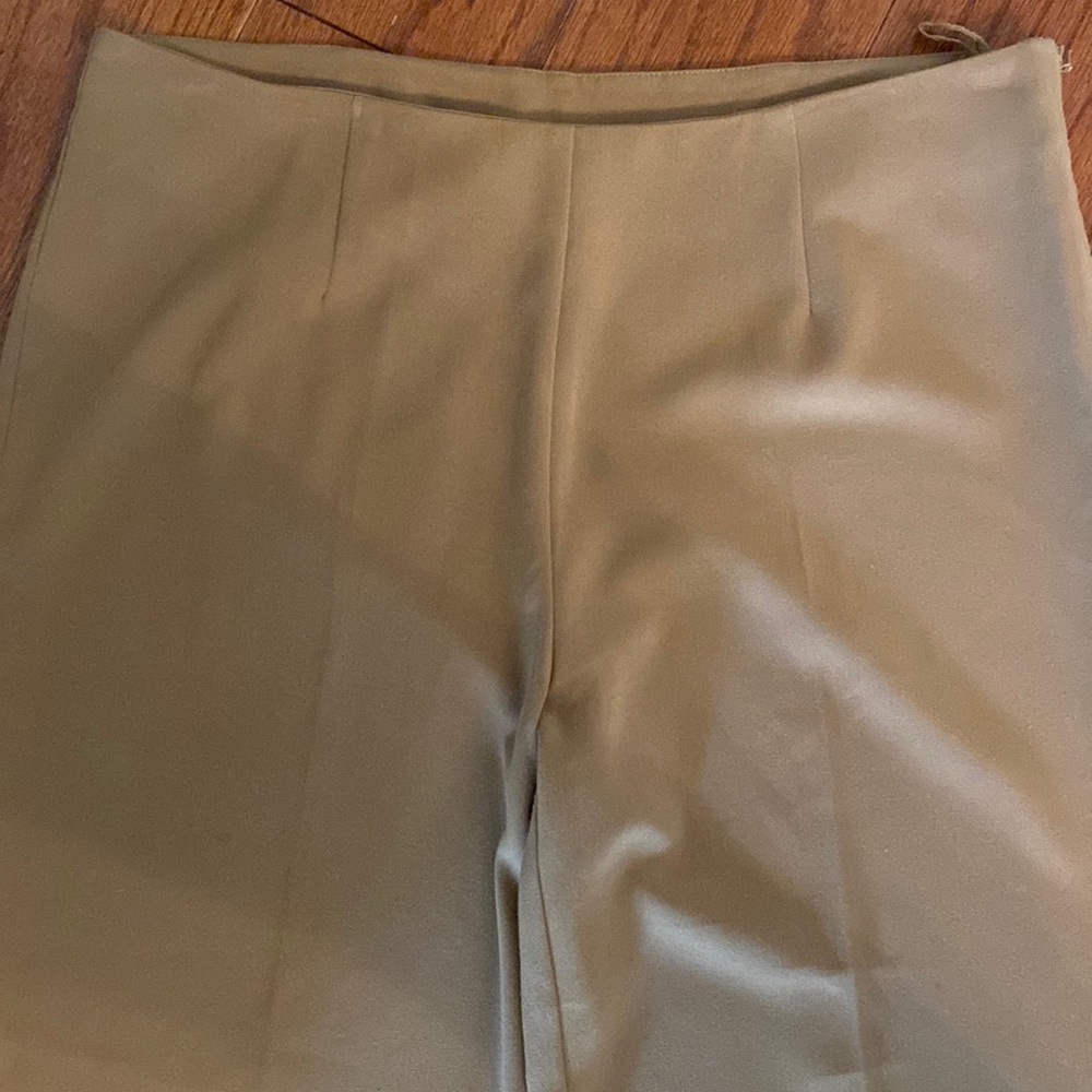 Catherine Stewart khaki size 10 pants- zips to the side - Picture 4 of 12